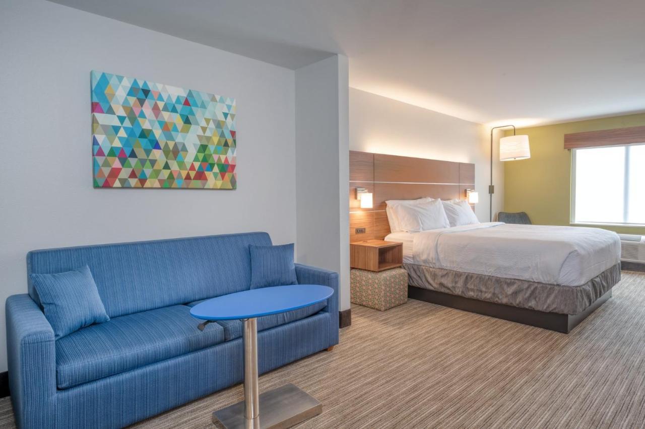 Holiday Inn Express Hotel & Suites Thornburg-S. Fredericksburg, An Ihg Hotel Extérieur photo